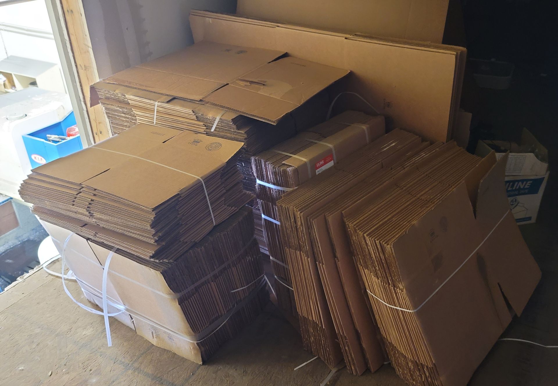 LOT - PACKING BOXES, VARIOUS SIZES - Image 4 of 4