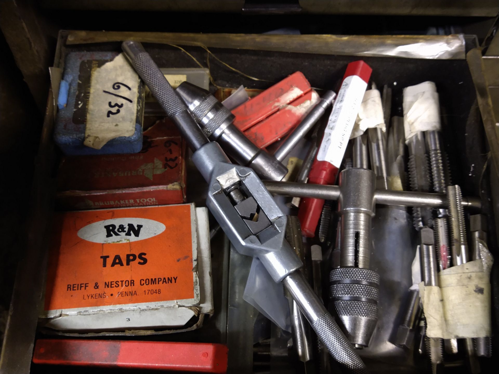 LOT - CRAFTSMAN TOOL BOX, W/ CONTENTS - Image 5 of 9