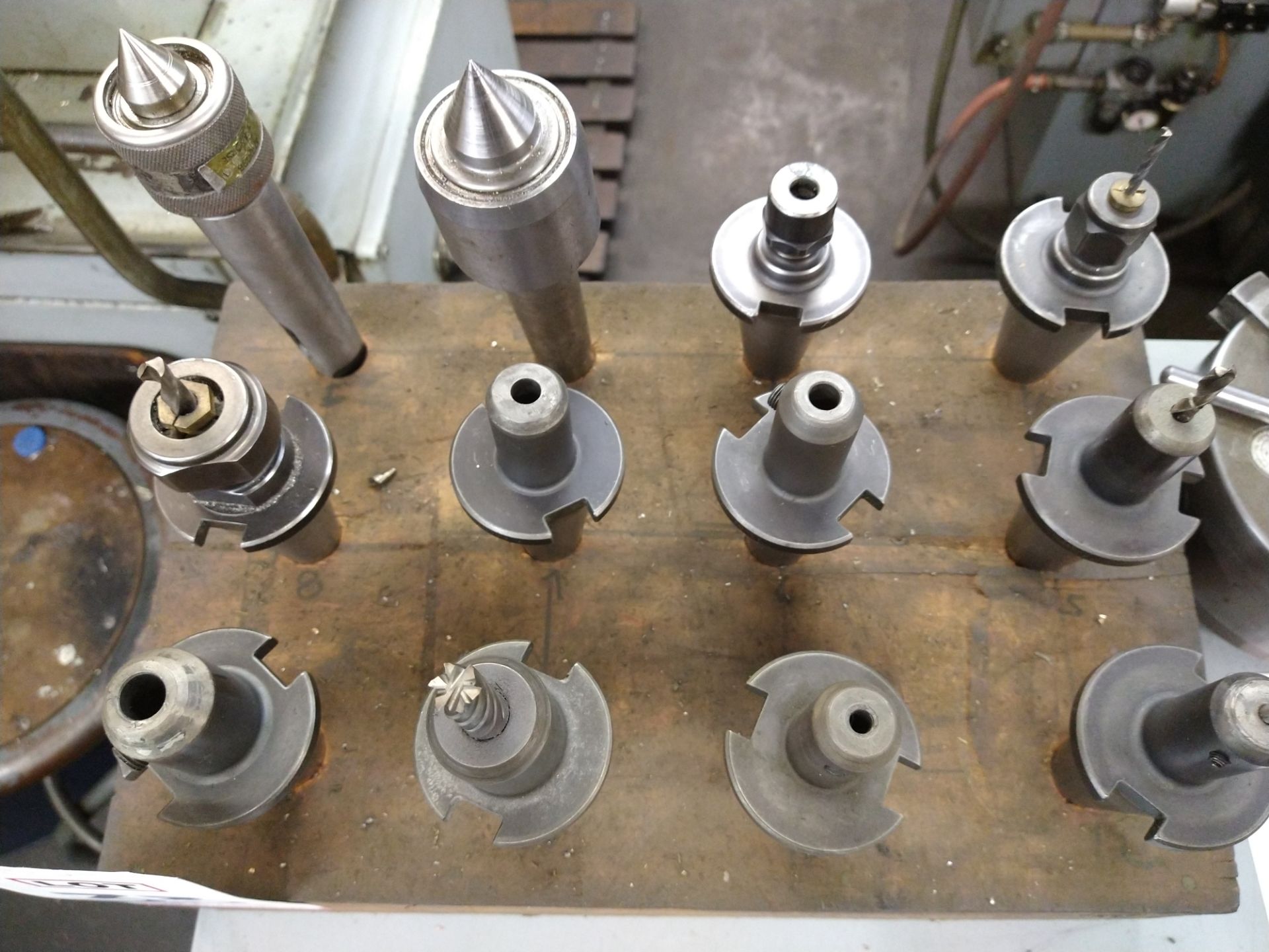 LOT - MACHINE TOOLING, HOLDERS, LIVE CENTERS