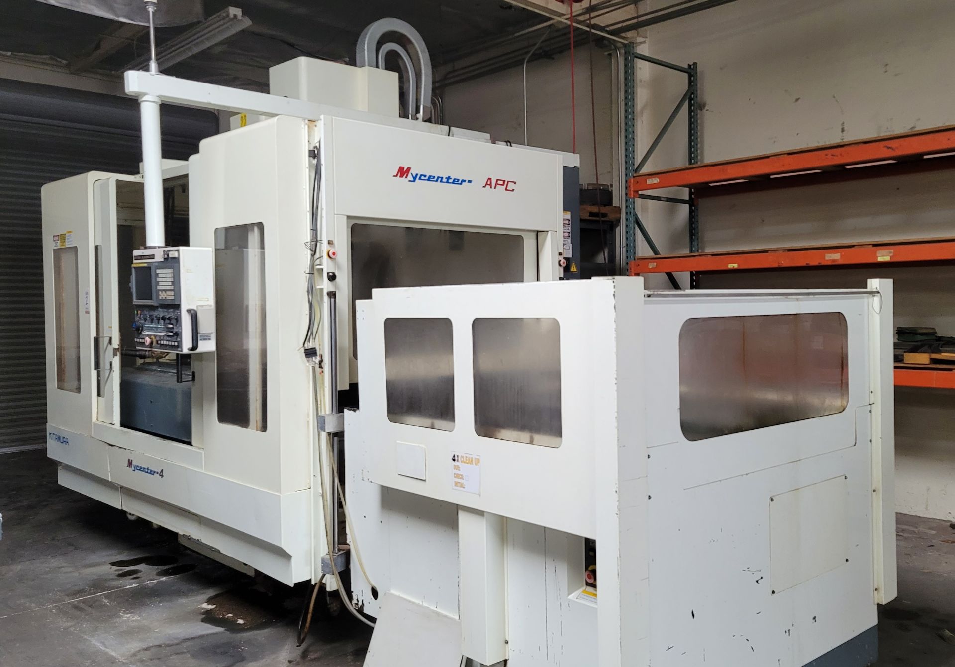 KITAMURA MYCENTER-4 CNC VERTICAL MACHINING CENTER, PALLET SHUTTLE CHANGER, FANUC M16IM, XYZ TRAVELS: - Image 3 of 10