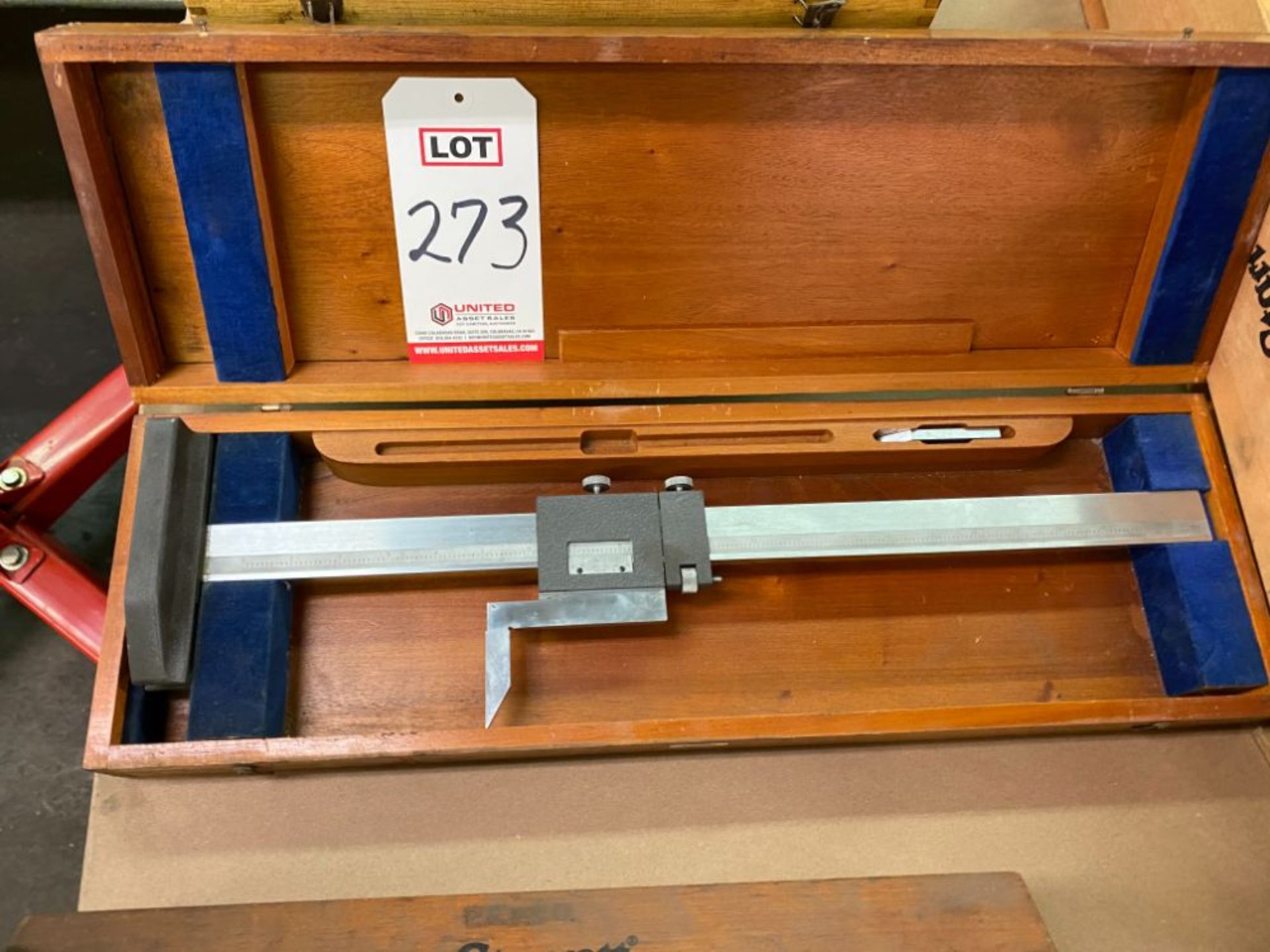 BROWN & SHARPE 20" HEIGHT GAGE