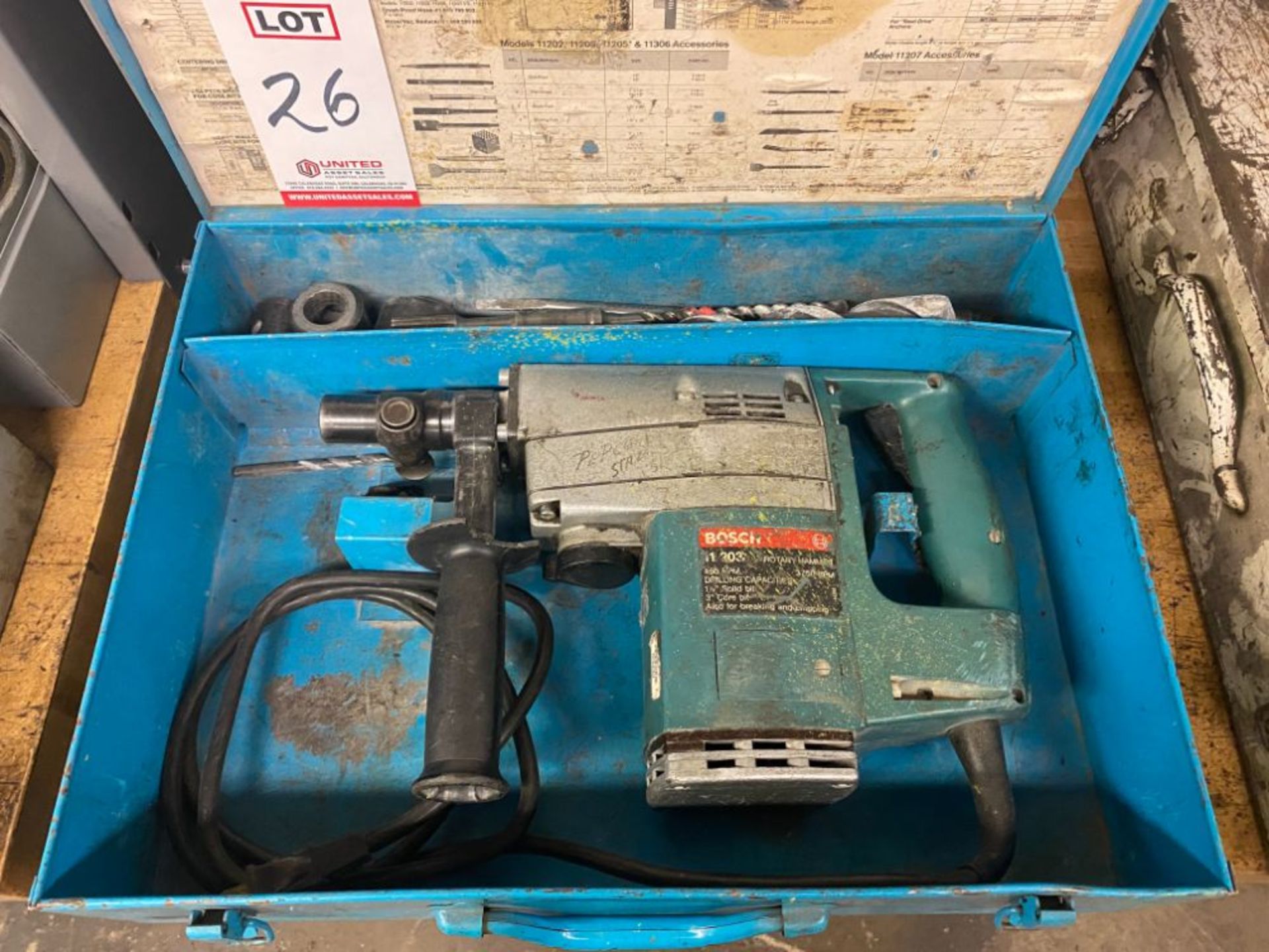 BOSCH ROTARY HAMMER