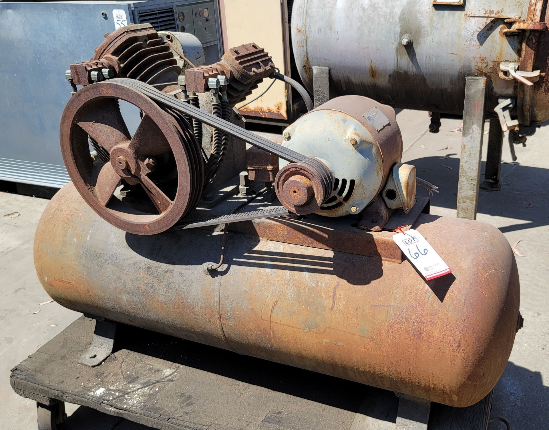 INGERSOLL-RAND TYPE 30 AIR COMPRESSOR, MODEL 253, 5 HP