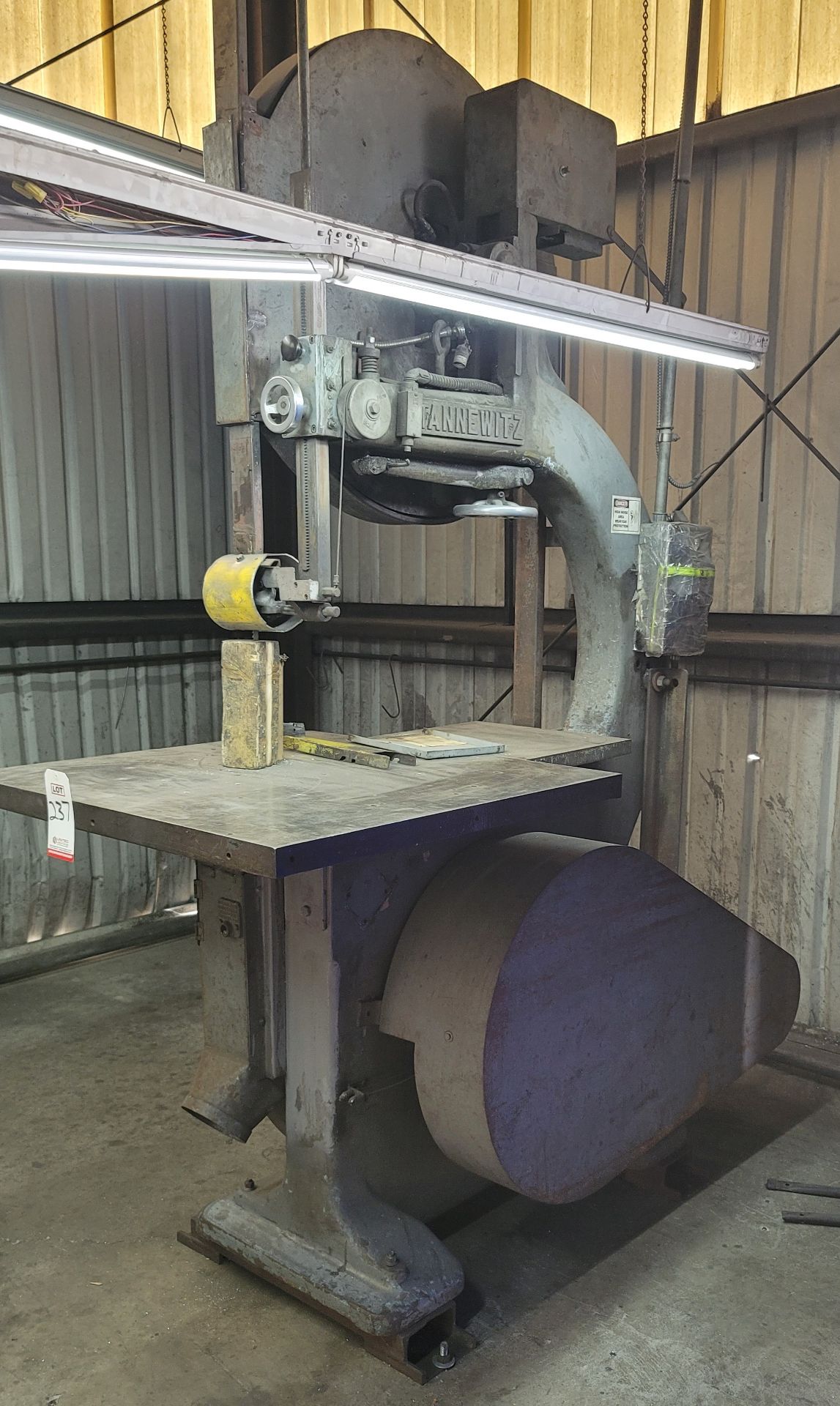 TANNEWITZ VERTICAL BAND SAW, MODEL GV-1E, 35-1/4" THROAT - Image 2 of 2