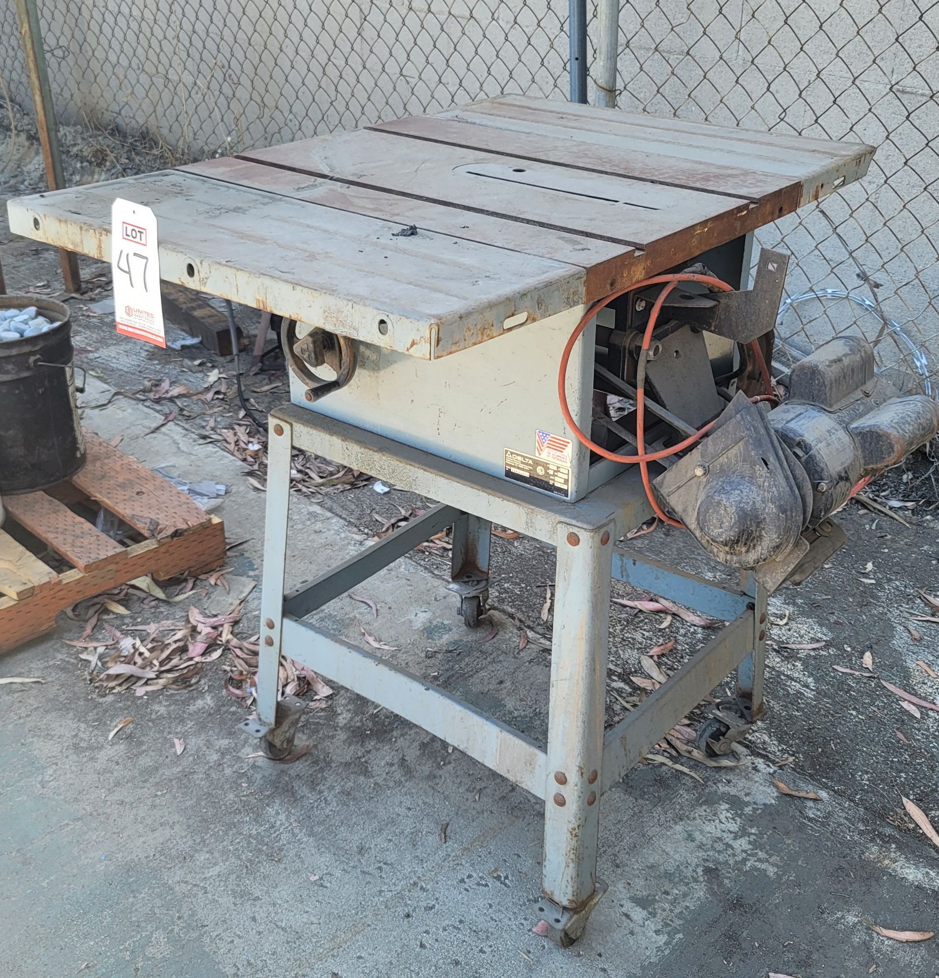 DELTA 10" TABLE SAW, CAT. NO. 34-444, 1.5 HP