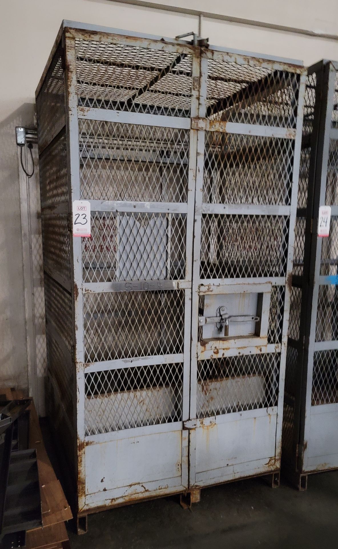 STEEL SECURITY CAGE, 4' X 4' X 7-1/2' HT