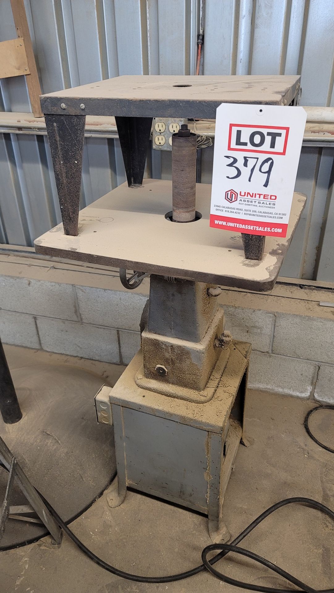 BOICE CRANE 2" SPINDLE SANDER (LOCATED INSIDE WOOD SHOP)