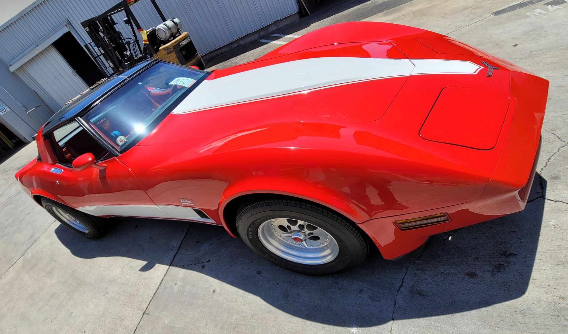 1980 CHEVROLET CORVETTE, WAS VIC EDELBROCK'S PERSONAL CAR BOUGHT FOR R&D, RED INTERIOR, TITLE ONLY. - Image 35 of 70