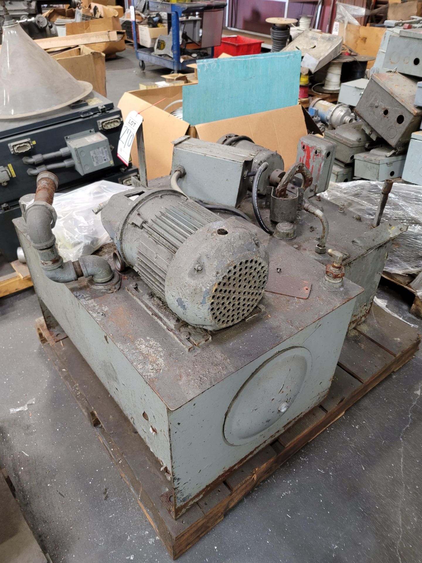 LOT - (2) HYDRAULIC PUMPS W/ RESERVOIRS