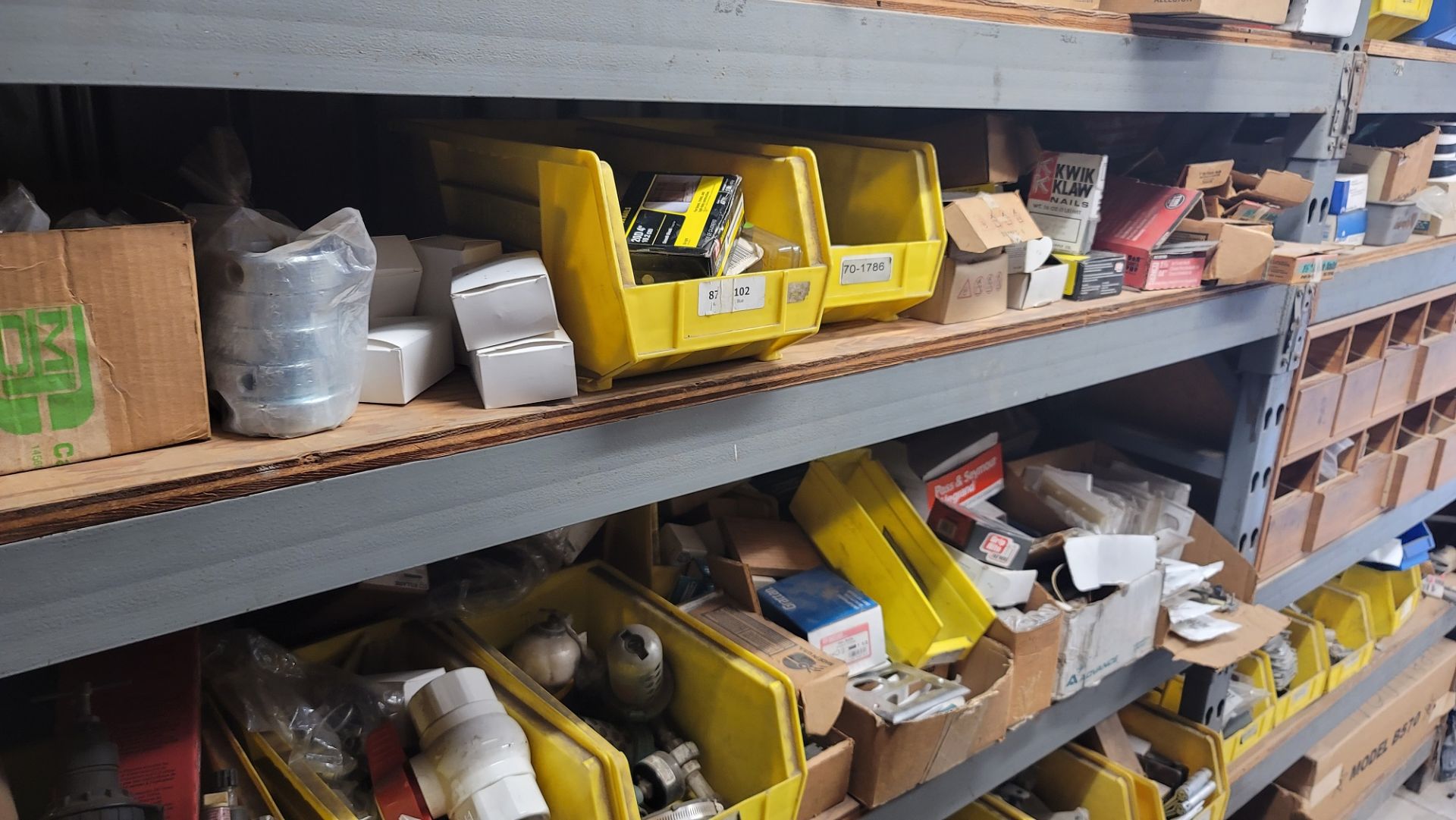 LOT - CUBBYHOLE BOLT & FASTENER BINS, W/ CONTENTS (LOCATED INSIDE WOOD SHOP) - Image 10 of 15