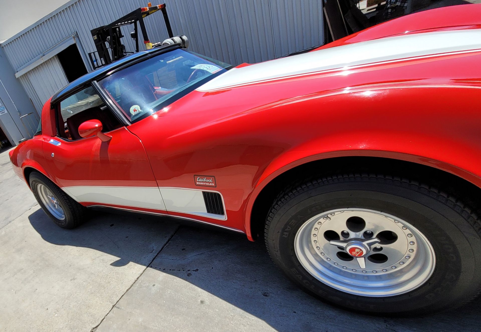 1980 CHEVROLET CORVETTE, WAS VIC EDELBROCK'S PERSONAL CAR BOUGHT FOR R&D, RED INTERIOR, TITLE ONLY. - Bild 53 aus 70