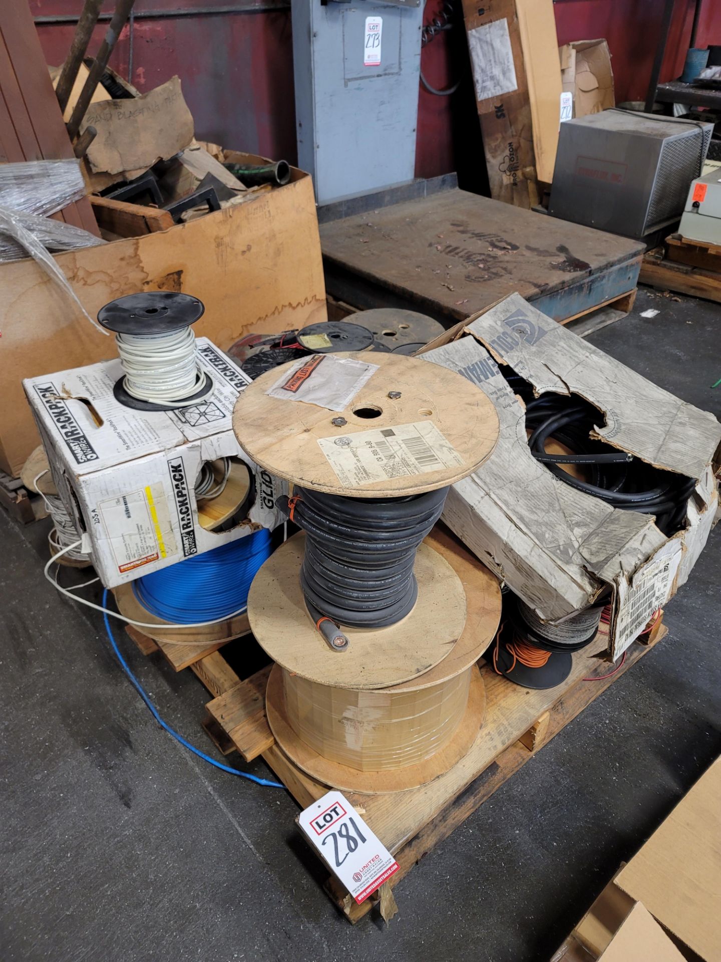 LOT - MIXED ELECTRICAL WIRE