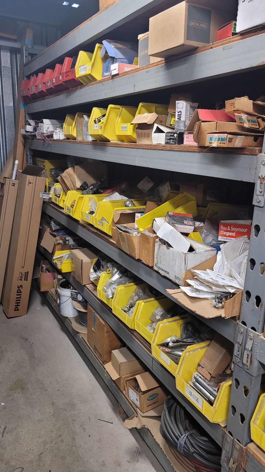 LOT - CUBBYHOLE BOLT & FASTENER BINS, W/ CONTENTS (LOCATED INSIDE WOOD SHOP) - Image 6 of 15