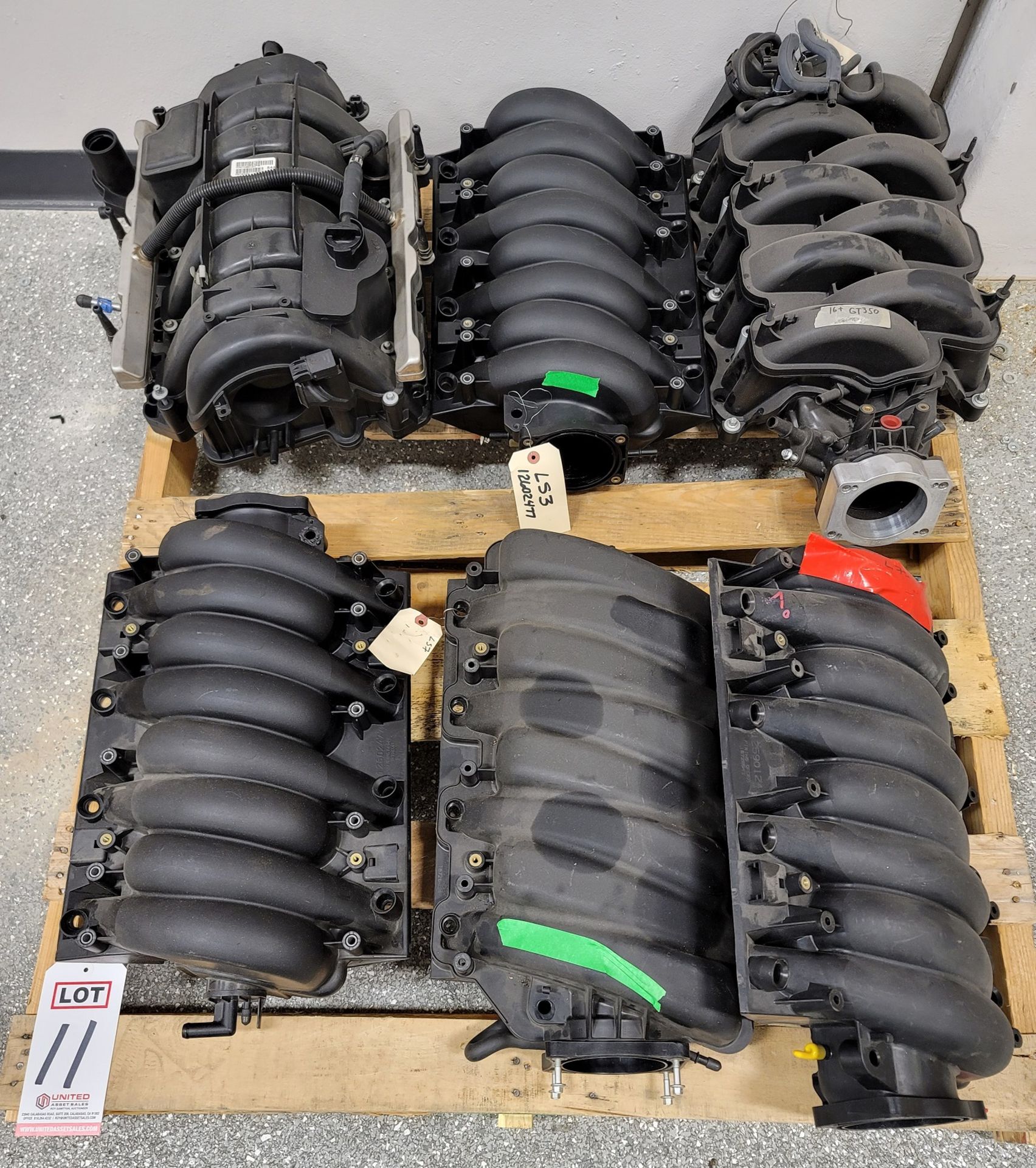 LOT - STOCK INTAKE MANIFOLDS REMOVED FROM MISC VEHICLES