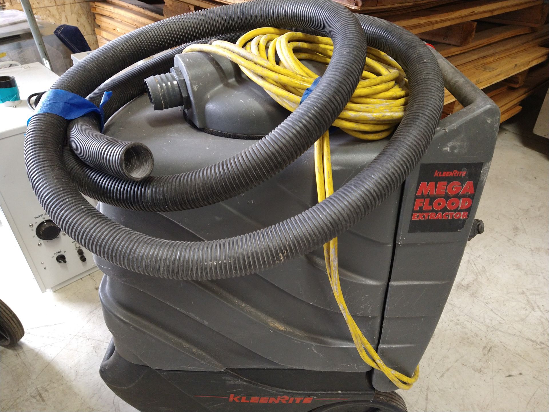 KLEEN RITE MEGA FLOOD EXTRACTOR, MODEL 36303 (LOCATION: ORANGE, CA)