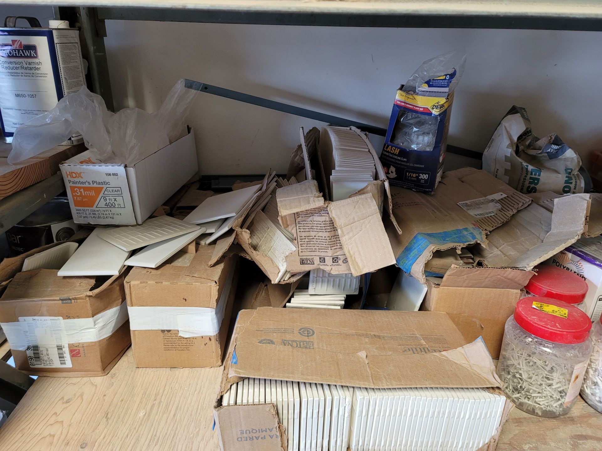 LOT - CONTENTS OF 11' SHELF FULL OF TILE AND TILE INSTALLATION ITEMS (LOCATION: SAN DIEGO, CA) - Image 6 of 6