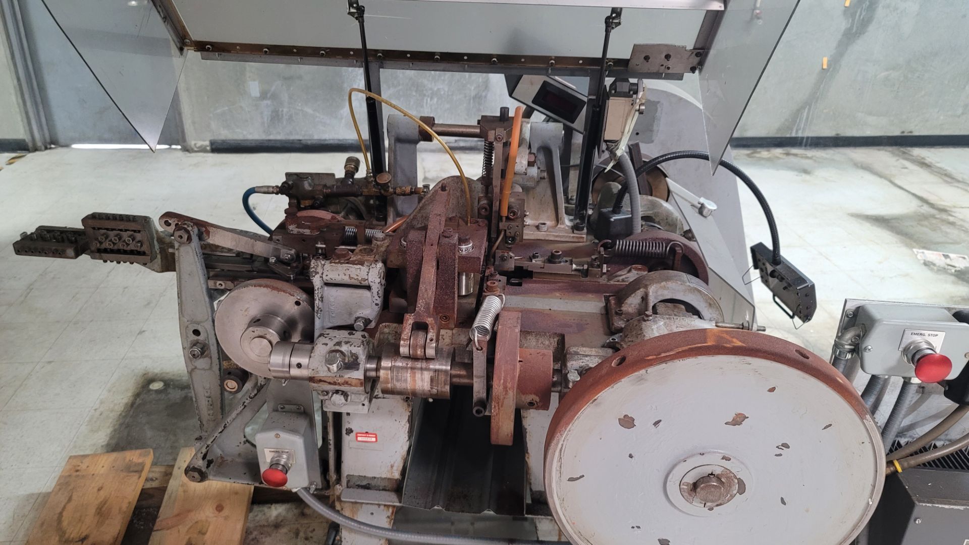 NILSON S-0 FOURSLIDE WIRE FORMING MACHINE, NO. 60880, S/N 60980 (NOTE: LOT 13 & 14 HAVE IDENTICAL - Image 2 of 3