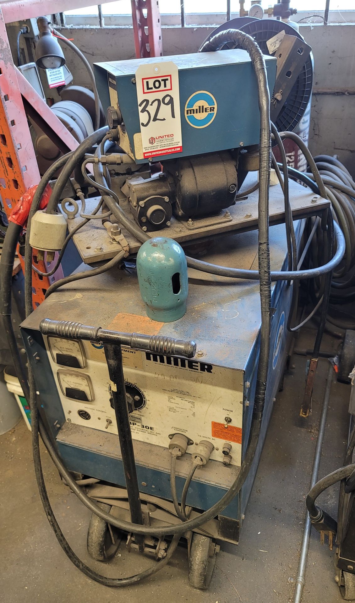 MILLER MP-30E WIRE WELDER, S/N JA399490, W/ MILLERMATIC 30E WIRE FEED, ON CASTERS, W/ TANK