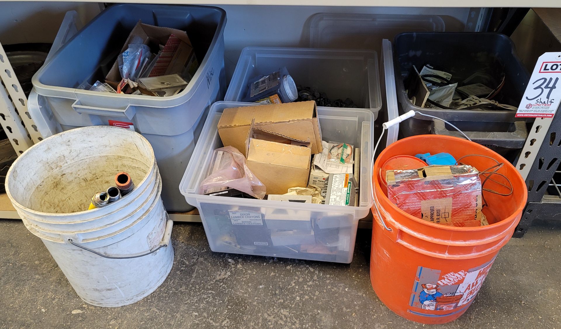 LOT - LARGE AMOUNT OF ELECTRICAL ITEMS: COVERPLATES, CONDIT CONNECTORS & HANGERS, ETC.