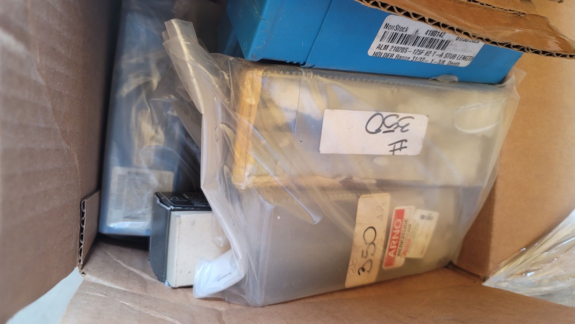 LOT - PALLET OF END MILLS, INSERTS, DRILLS, INSERT TOOL HOLDERS, CARBIDE TOOLS, ETC. - Image 6 of 6