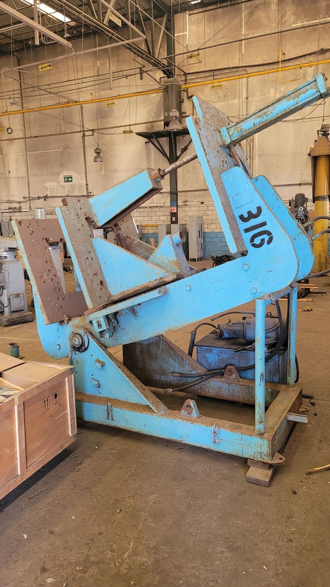 HALL 1-CYLINDER TILT-POUR PERMANENT MOLD CASTING MACHINE, 42 X 36 - Image 2 of 2