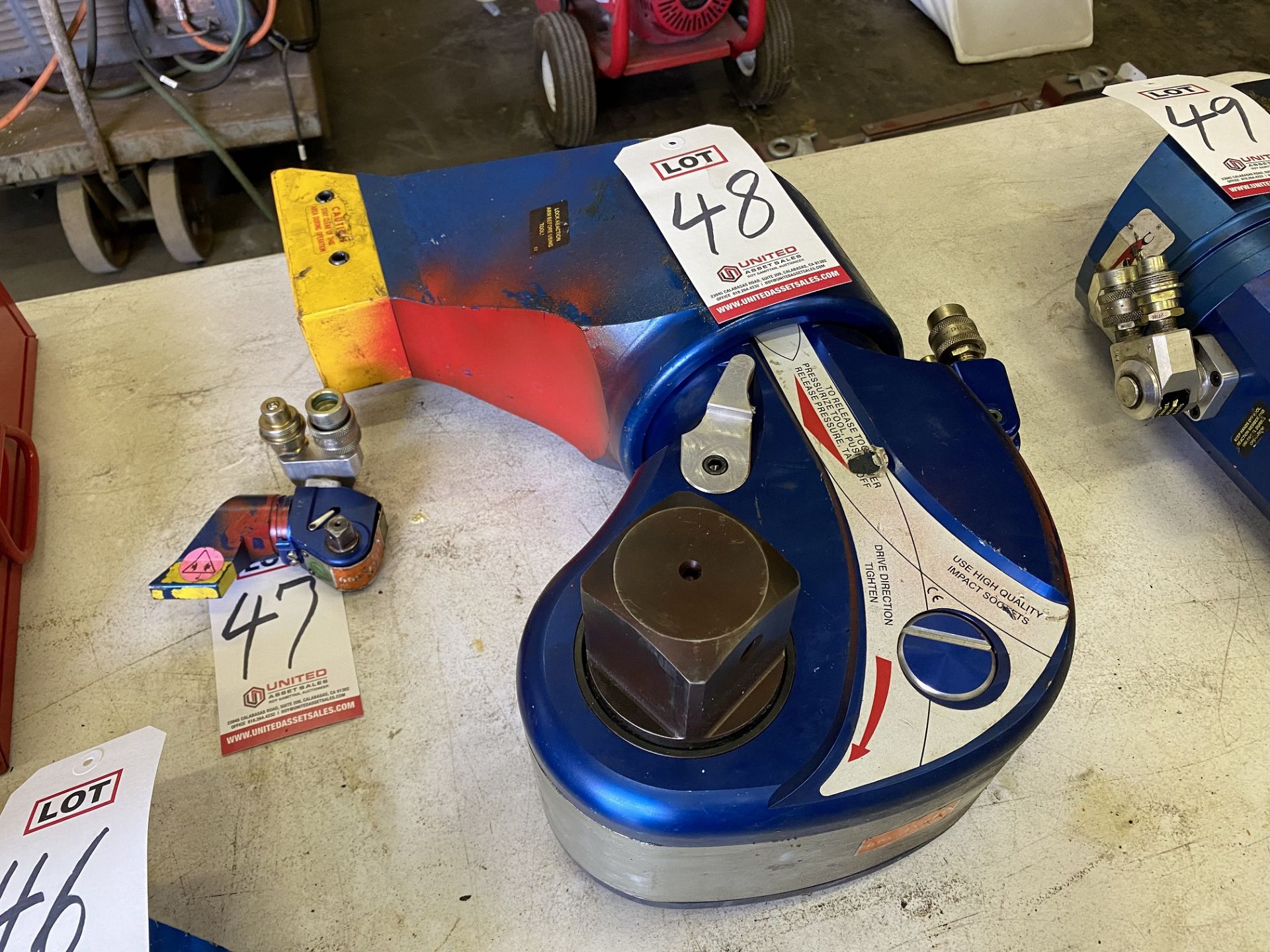 HYTORC H Y-35 MXT 2 ½" DRIVE HYDRAULIC TORQUE WRENCH (LOCATION: AS)