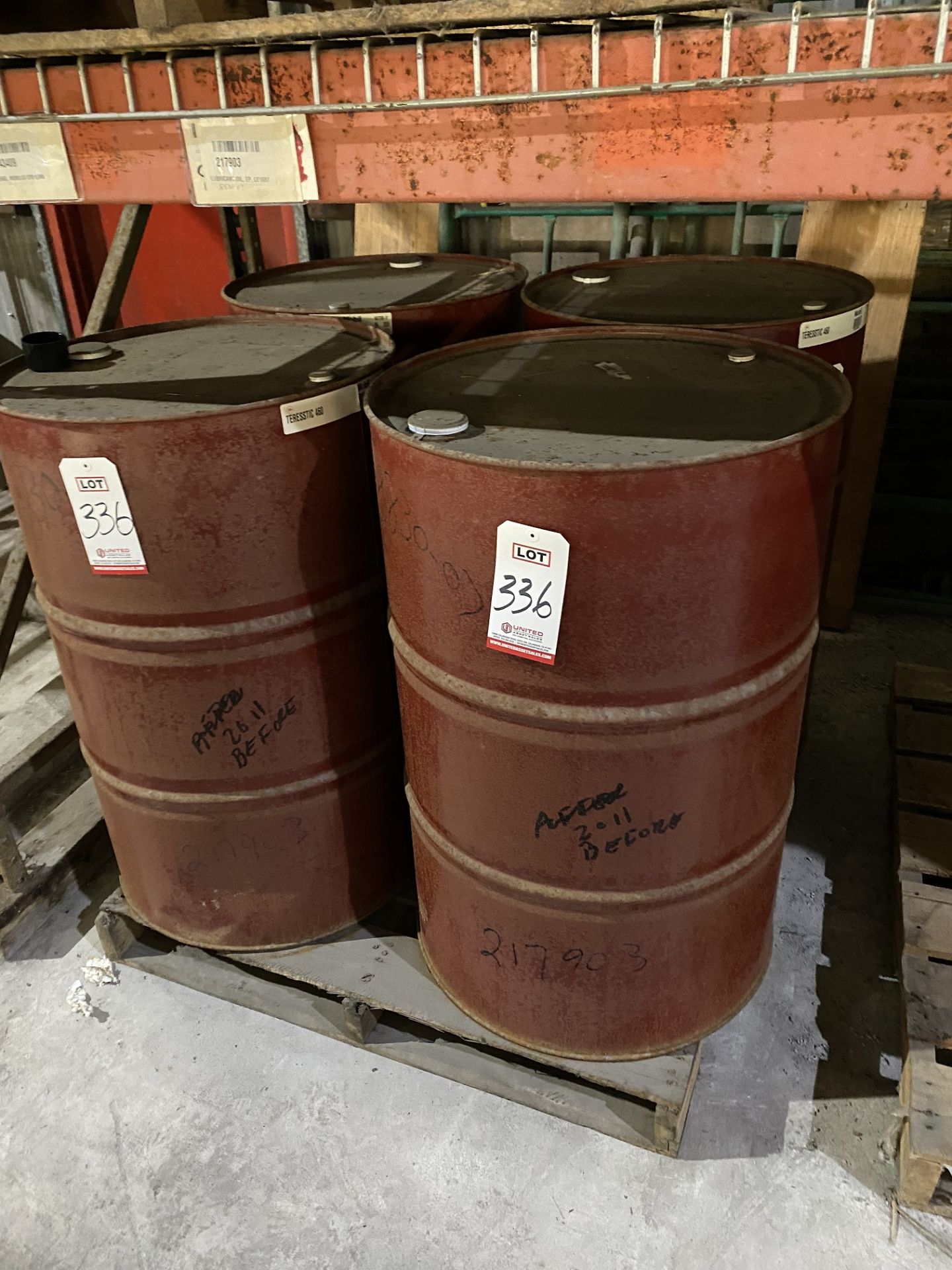 LOT - (4) 55-GALLON DRUMS OF MOBIL TERESSTIC 460 (LOCATION: SR)