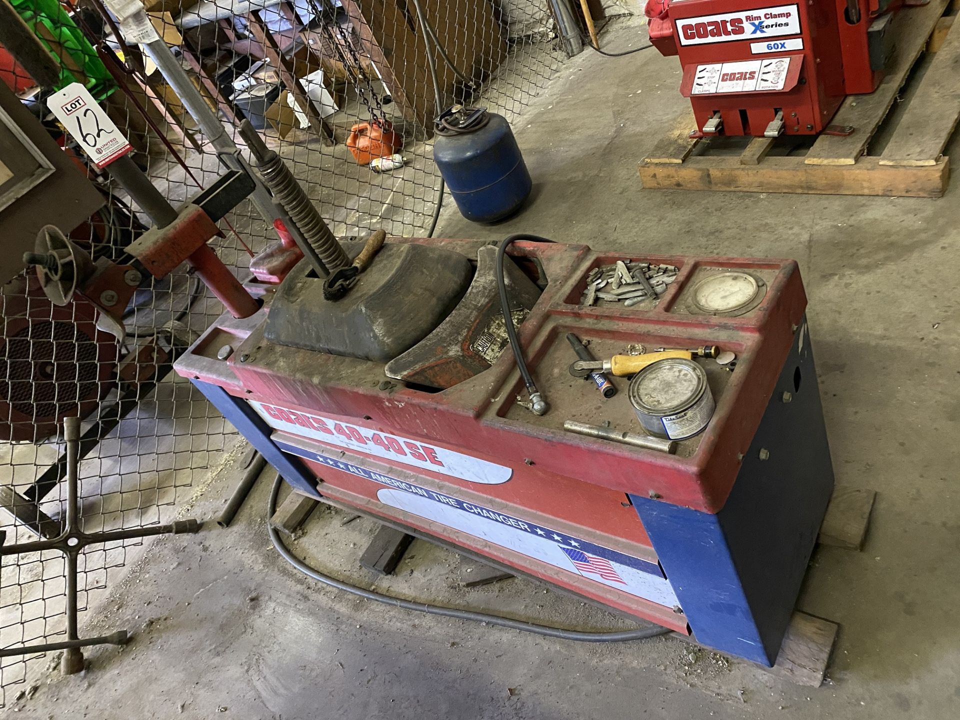 COATS 40-40 SE TIRE CHANGER (LOCATION: AS)