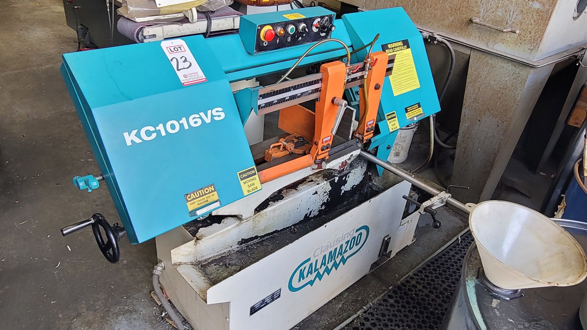 CLAUSING KALAMAZOO WET HORIZONTAL BANDSAW, MODEL KC1016VS, 10" X 16", INFINITY VARIABLE SPEED DRIVE,