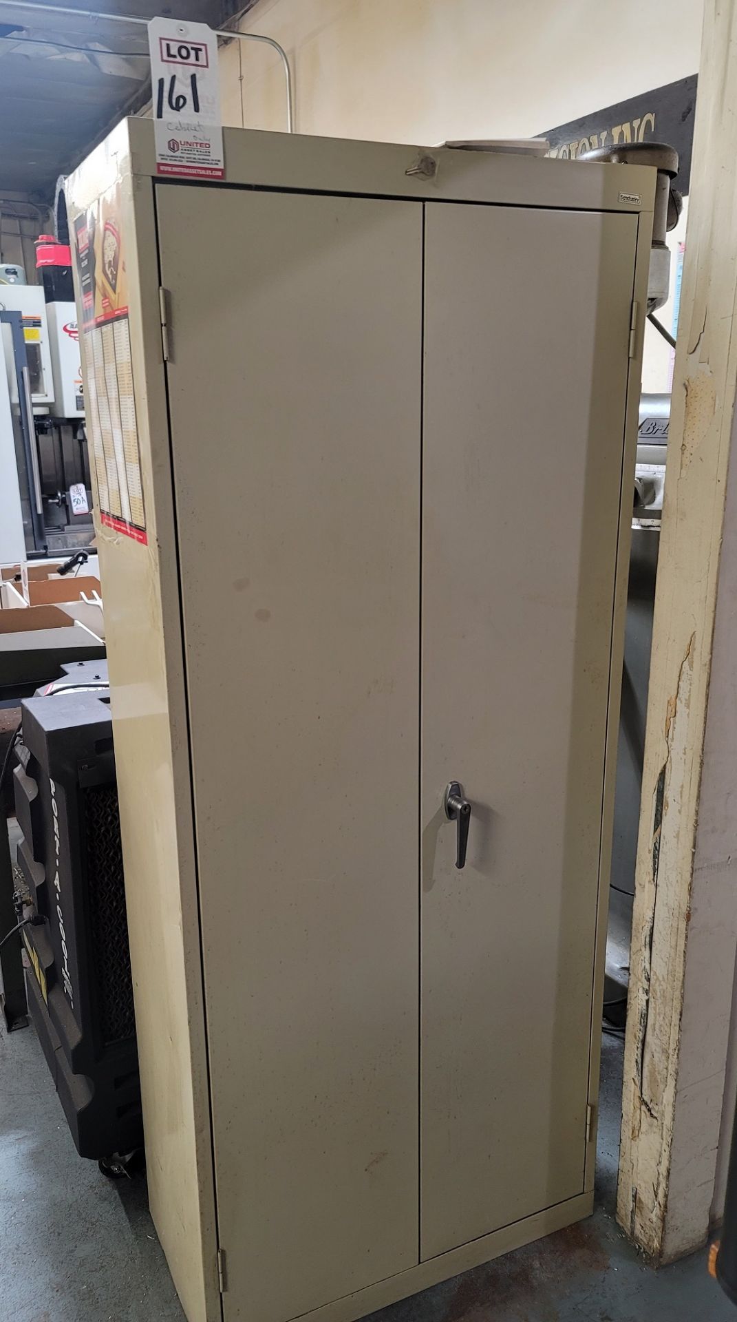 2-DOOR STORAGE CABINET W/ KEY, EMPTY