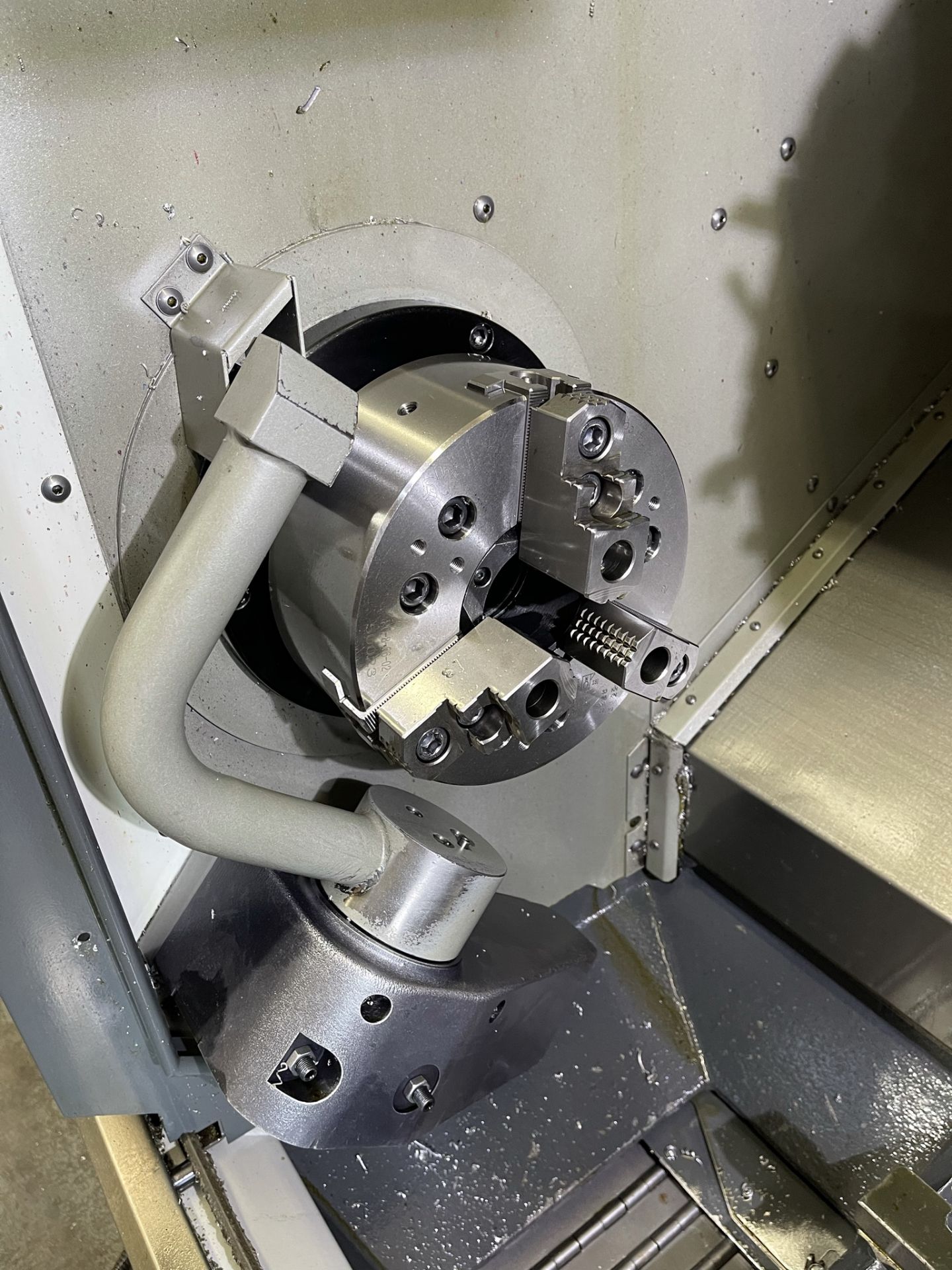 2016 HAAS ST-15 TURNING CENTER, 8" 3-JAW CHUCK, 16" SWING, 12-STATION TURRET, 4,000 RPM, 2.5" BAR - Image 19 of 27