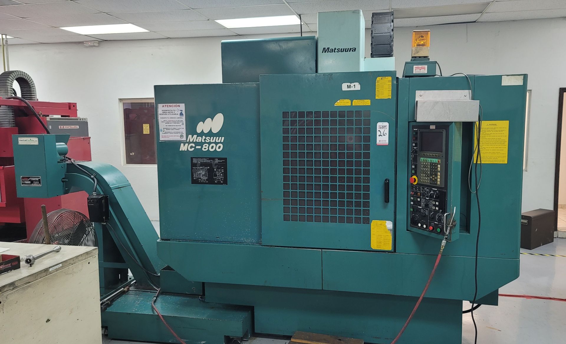 1998 MATSUURA MC-800VG VERTICAL MACHINING CENTER, TRAVELS: 32" X 20" X 20", YASNAC CONTROL, CHIP