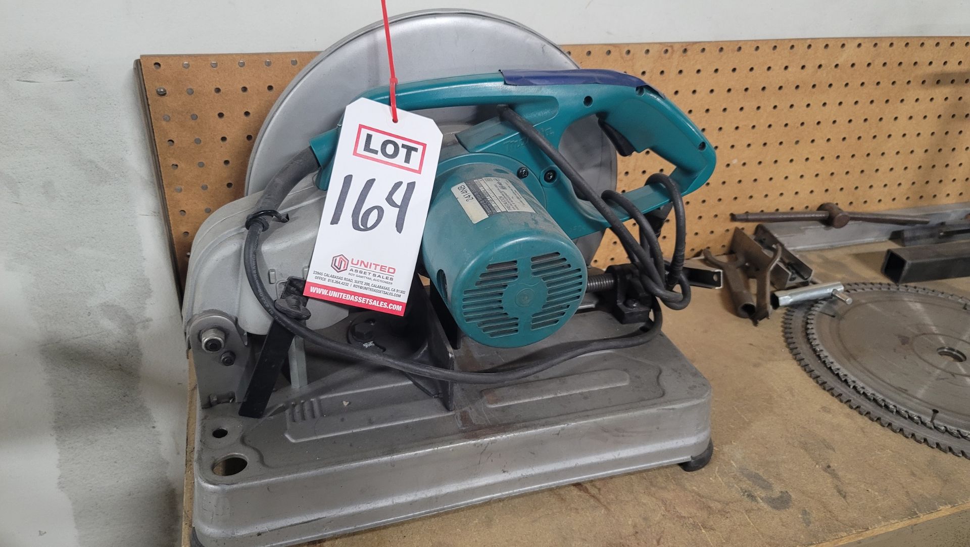 MAKITA CUT-OFF SAW, MODEL 2414NB, **IMMEX REGISTERED EQUIPMENT (NEEDS TO RETURN TO THE US) SELLER