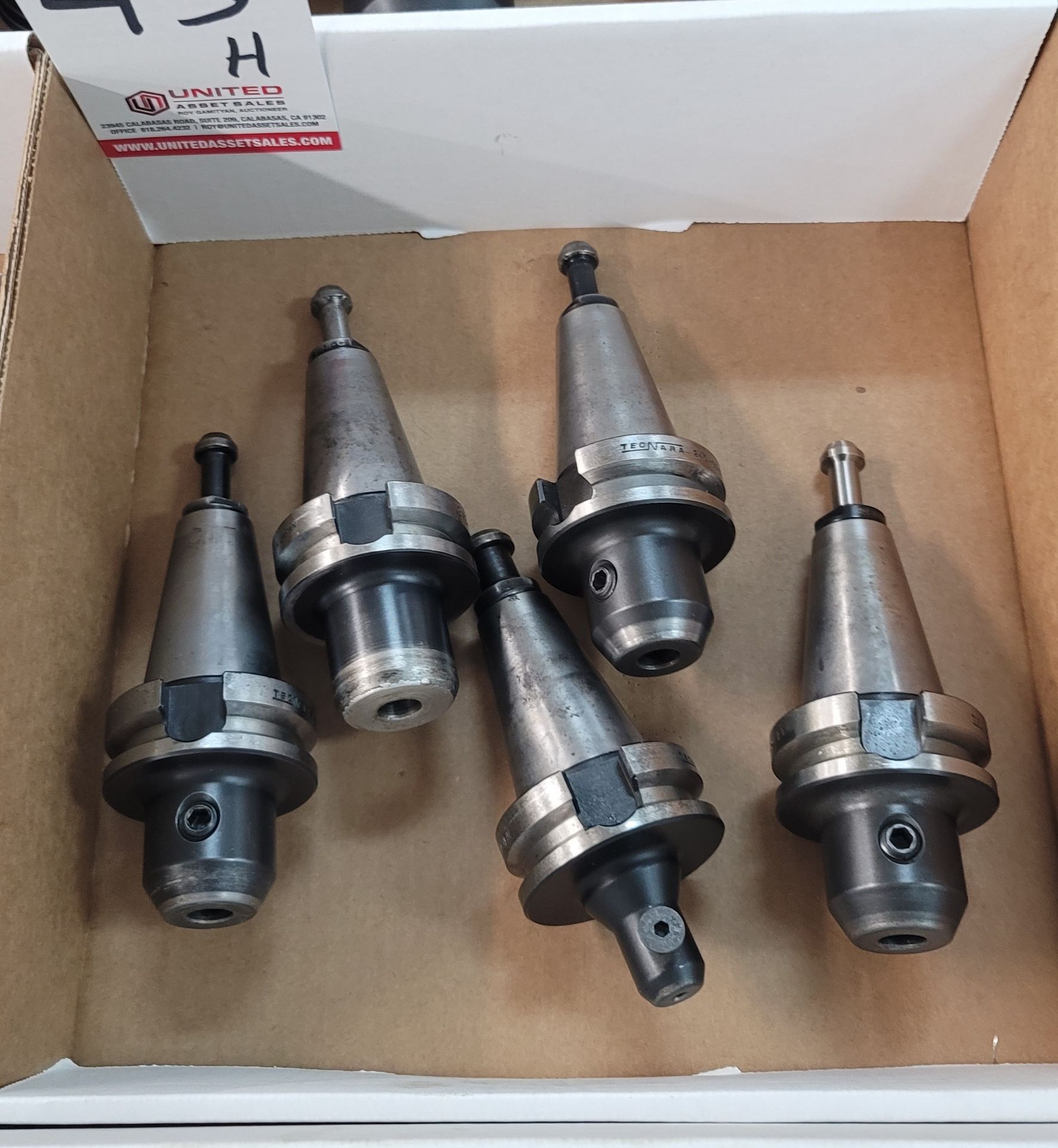 LOT - (5) BT-40 TOOL HOLDERS: (4) 1/2" SOLID AND (1) 3/4" SOLID, **IMMEX REGISTERED EQUIPMENT (NEEDS