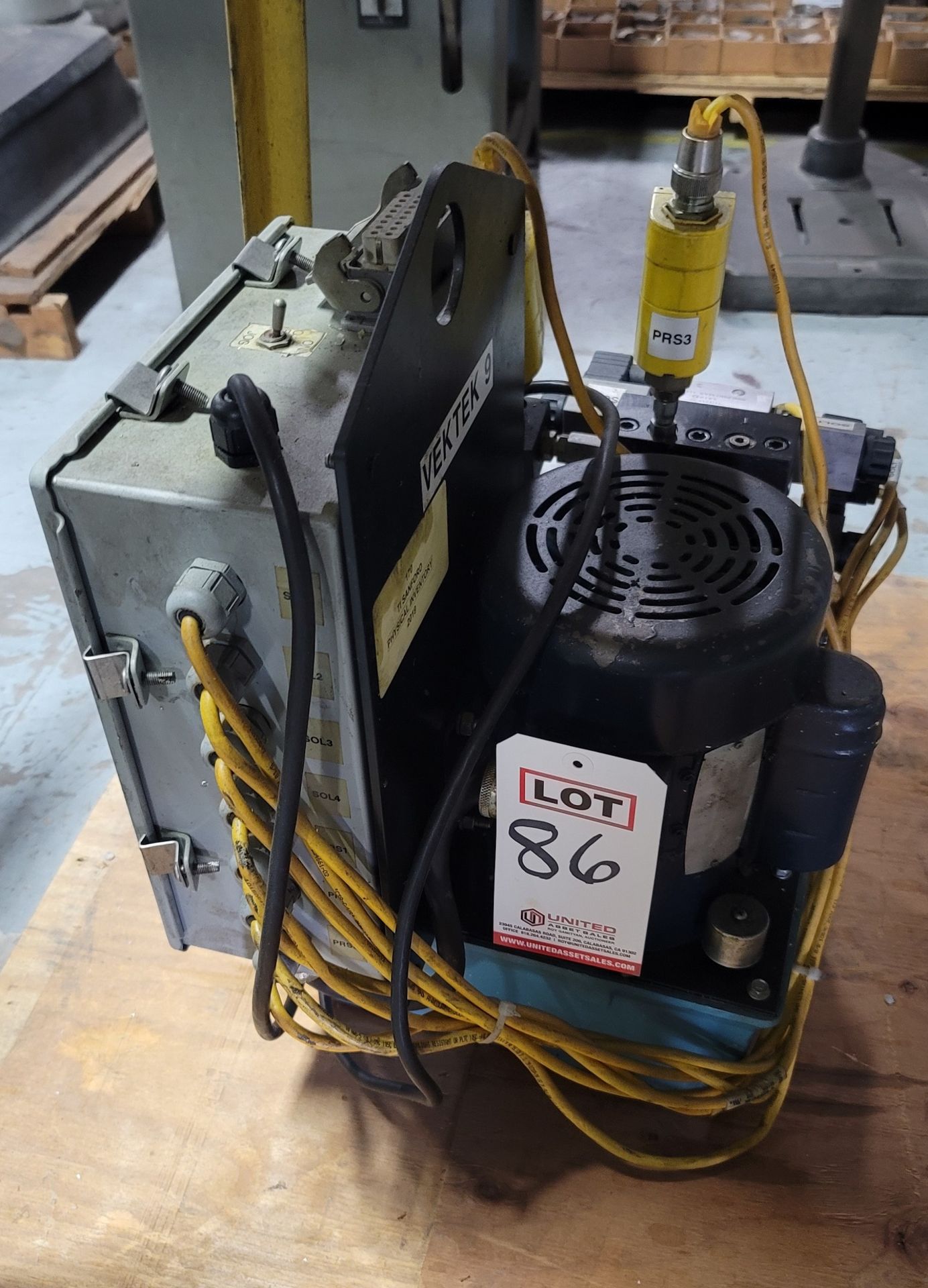 VEKTEK HYDRAULIC PUMP, W/ STAND, **IMMEX REGISTERED EQUIPMENT (NEEDS TO RETURN TO THE US) SELLER