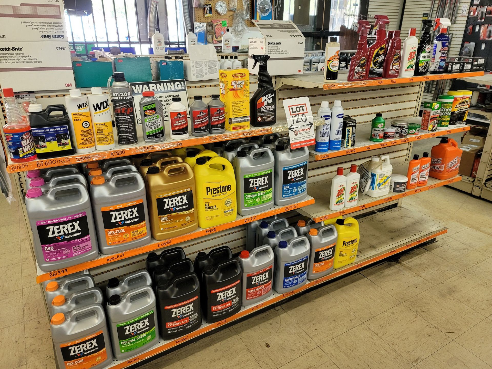 LOT - ASSORTED ANTIFREEZE, RADIATOR FLUSH, DETAILING WAXES AND CLEANERS