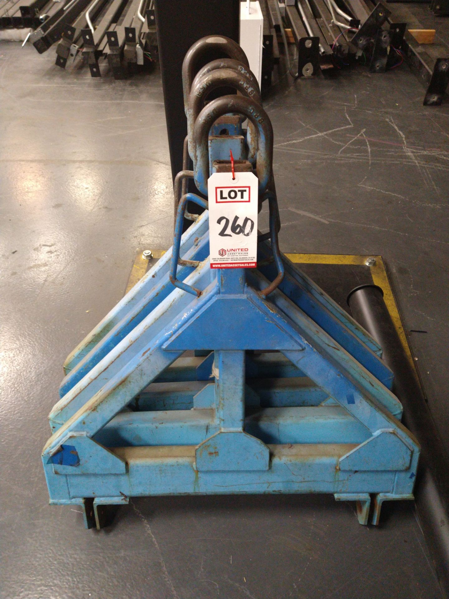 LOT - (4) TOWING OR LIFTING JIGS (LOCATION: BUILDING 2)