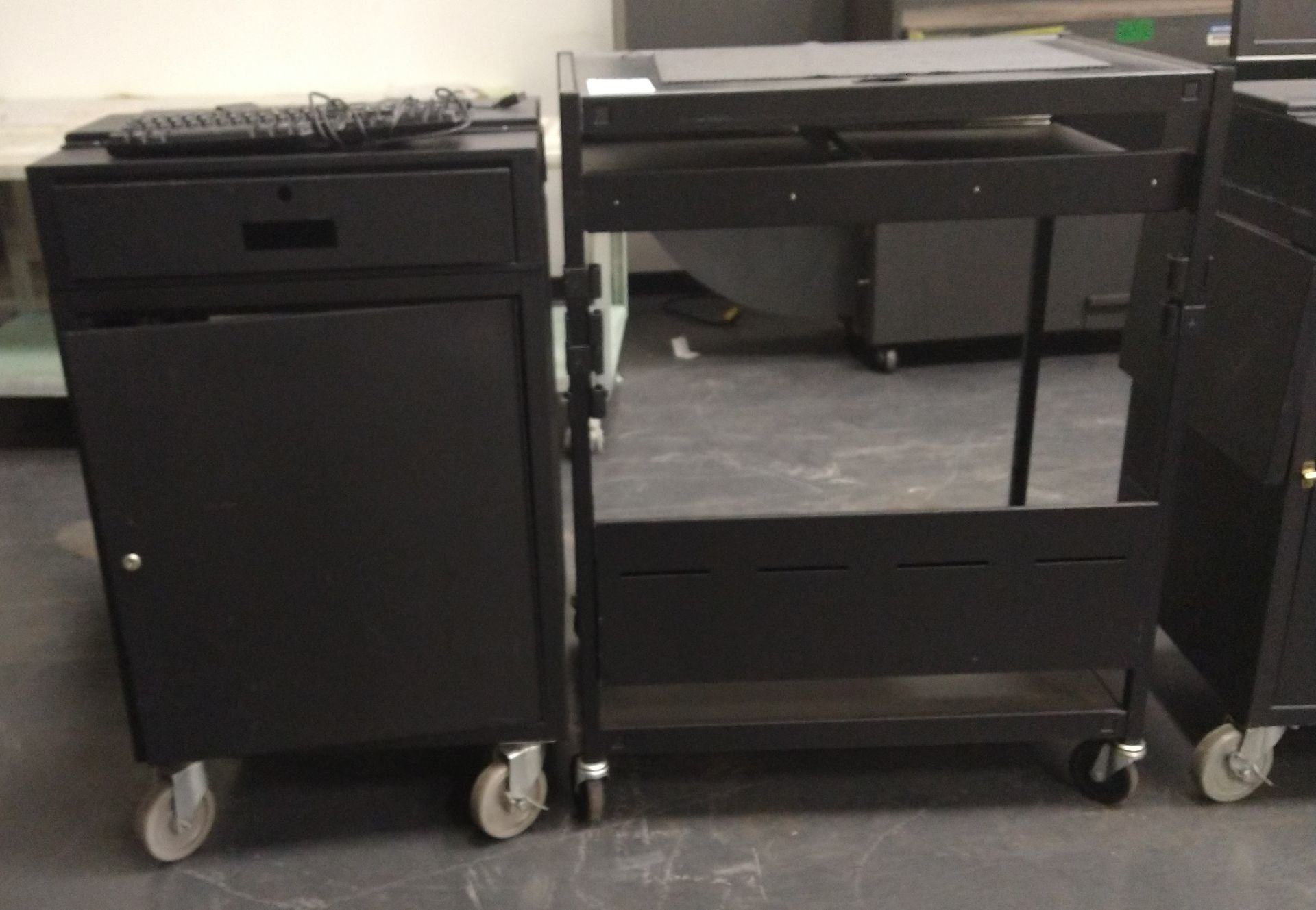 LOT - (2) MEDIA CARTS (LOCATION: BUILDING 2)