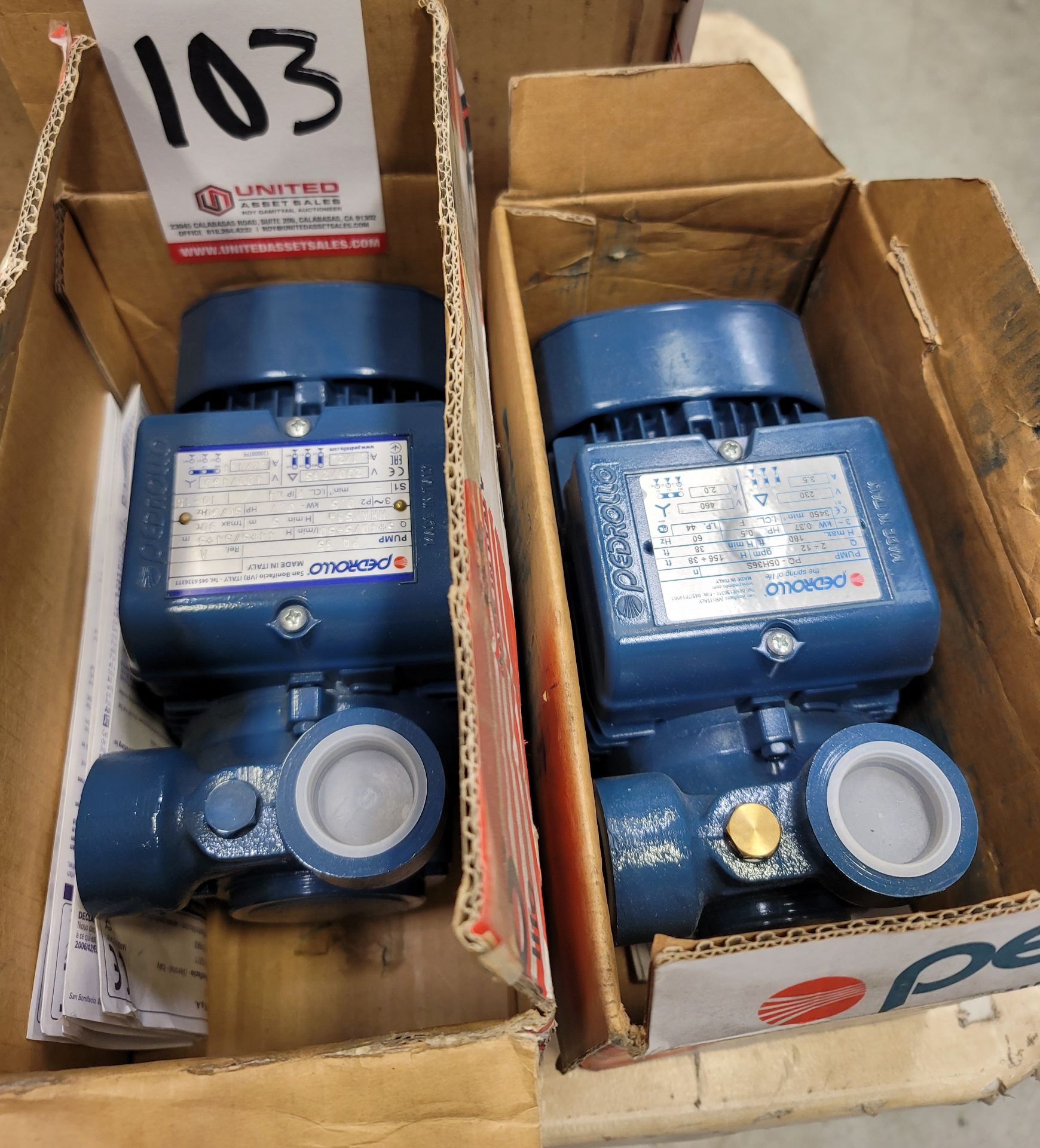 LOT - (2) CLEAN WATER PUMPS, SEE PHOTOS FOR SPECS (LOCATION: MAINTENANCE WH)