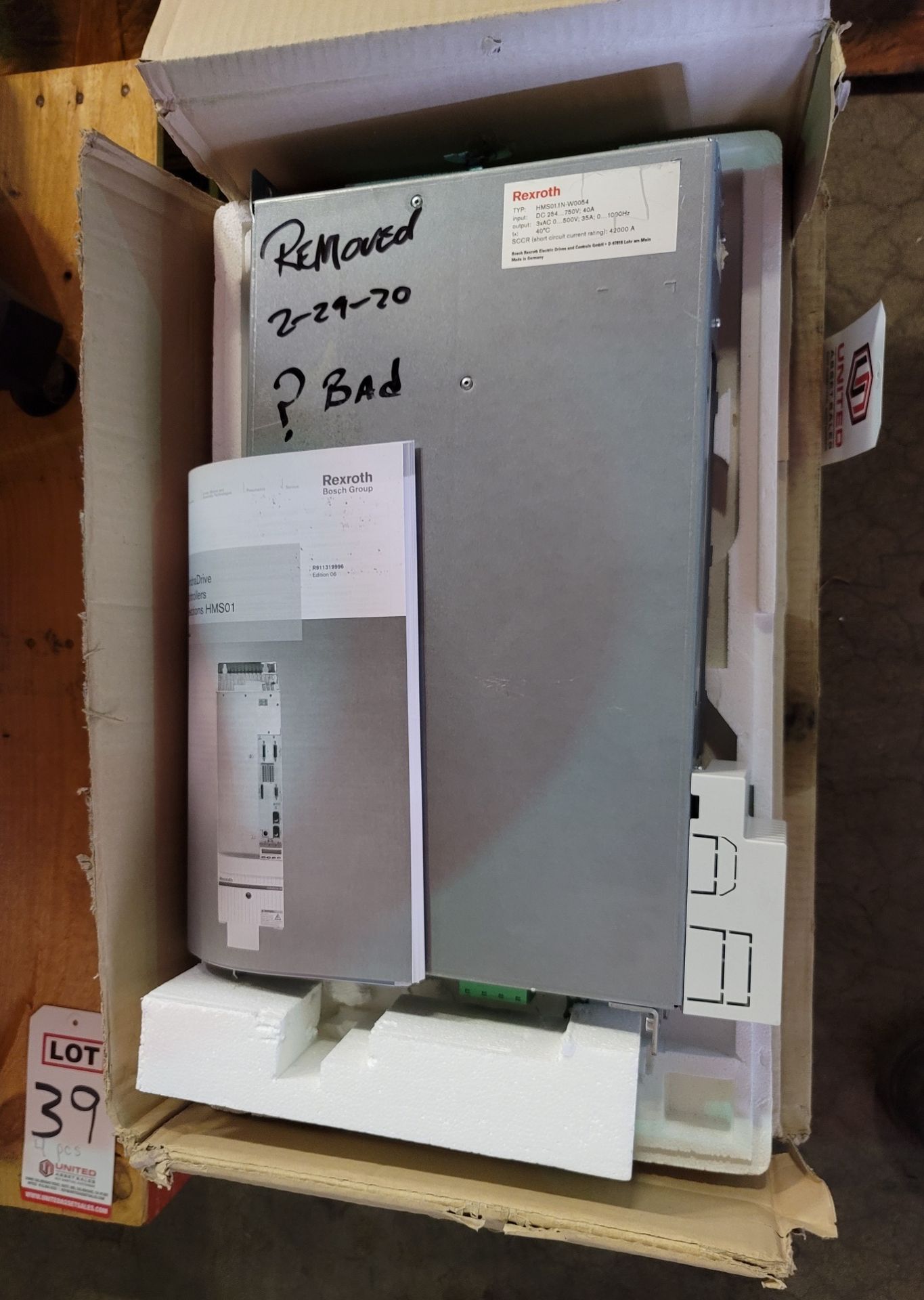 LOT - (2) REXROTH INDRADRIVE DRIVE CONTROLLERS, POWER SECTIONS HMS01, MAY BE BAD (LOCATION: