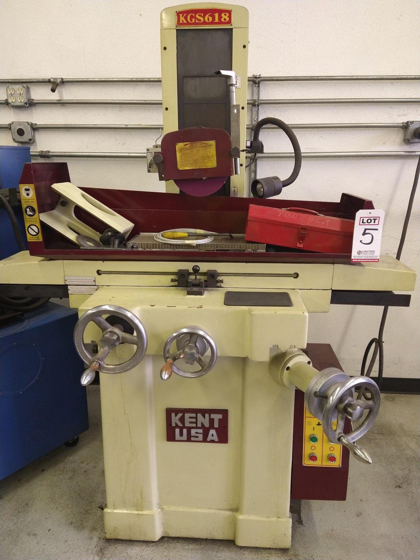 2007 KENT KGS618 SURFACE GRINDER, 6" X 18" MAGNETIC CHUCK - Image 2 of 6