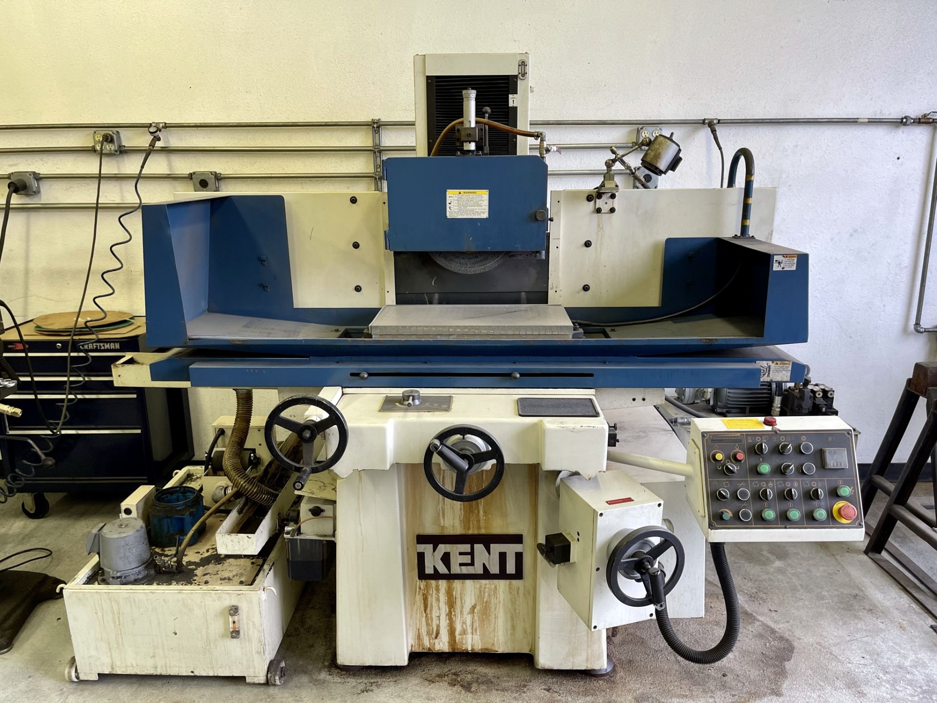 2007 KENT KGS-63AHD SURFACE GRINDER, 3 AXIS, 12" X 24" MAGNETIC CHUCK, AUTO INCREMENTAL DOWN