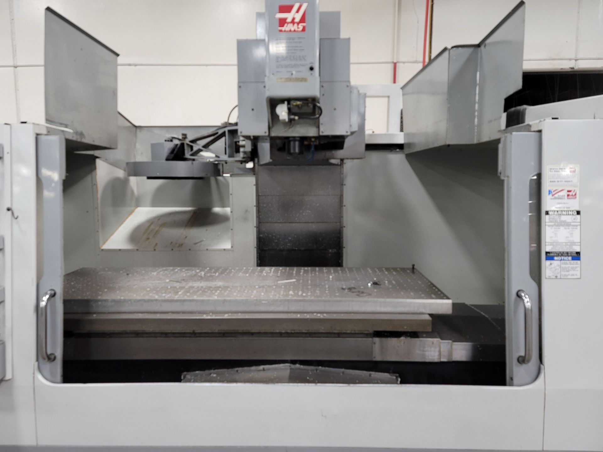 2006 HAAS VR-9 VERTICAL MACHINING CENTER, 5-AXIS ARTICULATING HEAD, XYZ TRAVELS: 84" X, 40" Y, 30" - Image 9 of 17