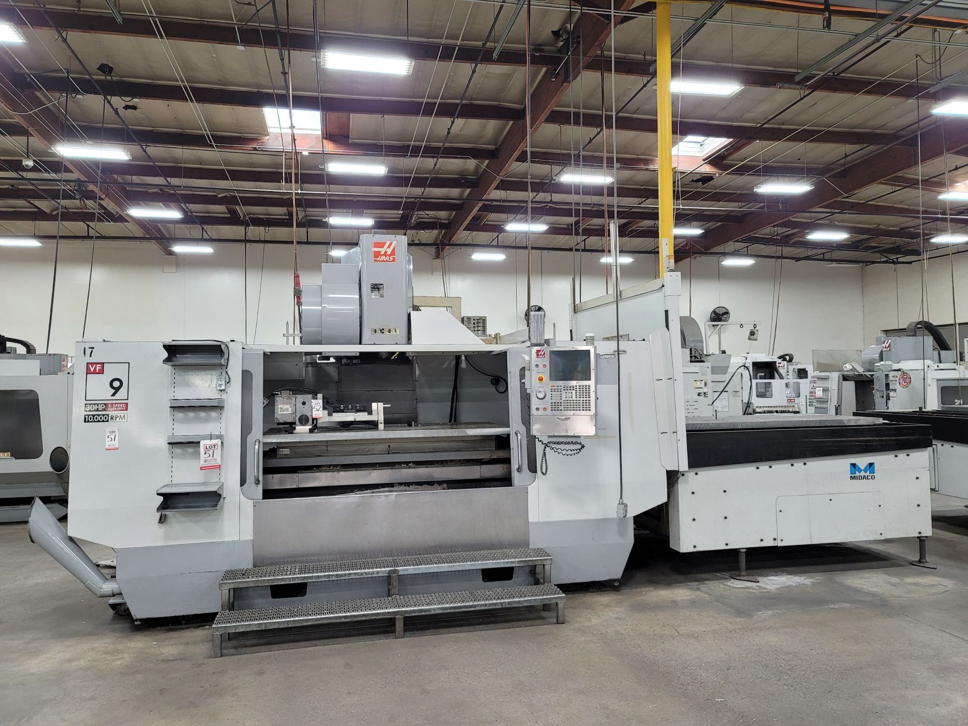 2007 HAAS VF-9/40 VERTICAL MACHINING CENTER, XYZ TRAVELS: 84" X 40" X 30", 84" X 36" TABLE, 10000