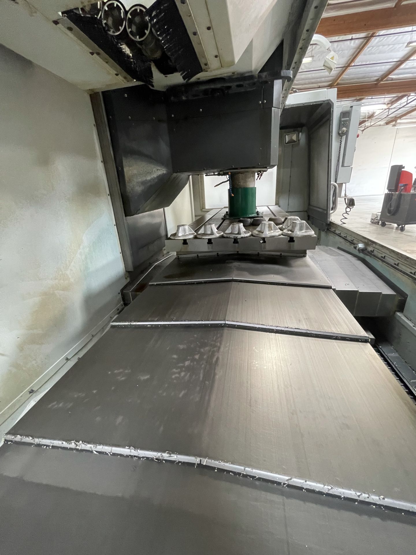 2014 HAAS VF-6/50 VERTICAL MACHINING CENTER, XYZ TRAVELS: 64" X 32" X 30", 84" X 36" TABLE, 7500 RPM - Image 10 of 24