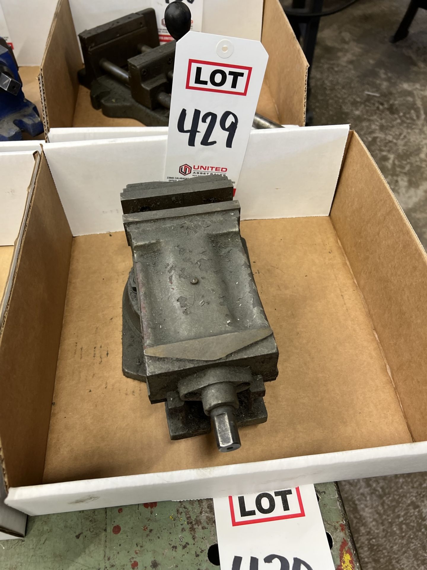 4" SWIVEL VISE, NO HANDLE