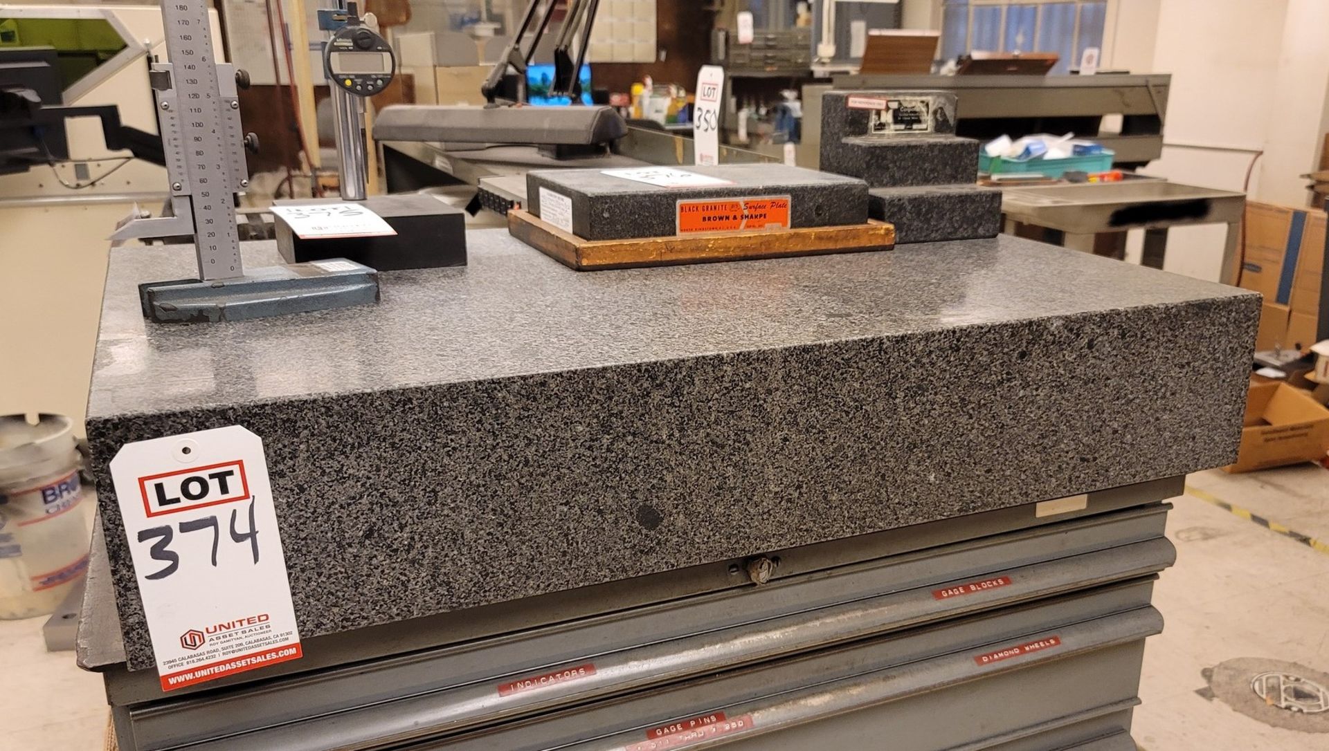 GRANITE SURFACE PLATE, 36" X 24" X 6"