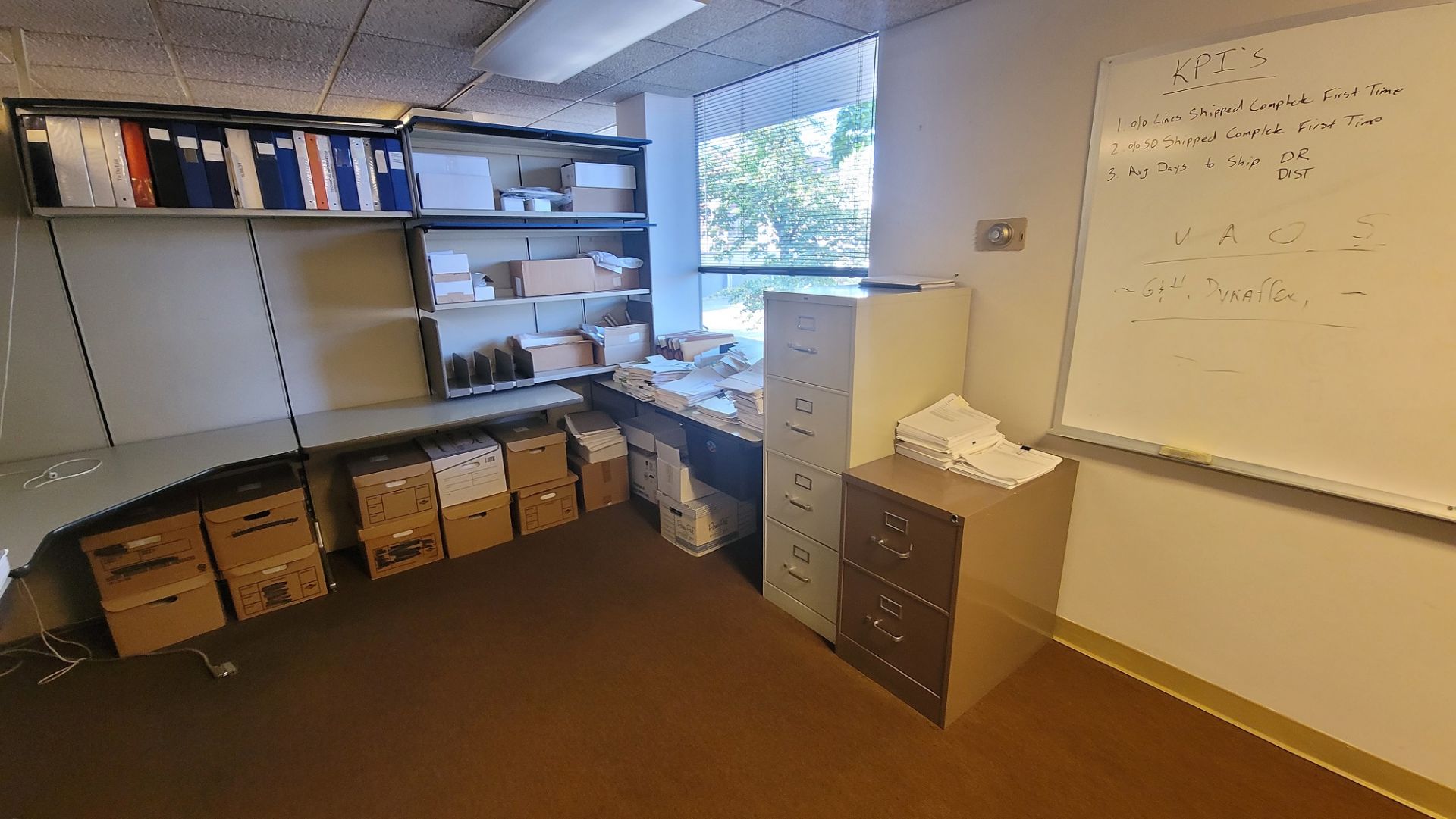 LOT - (4) 10' X 6' X 5' CUBICLES - Image 8 of 8