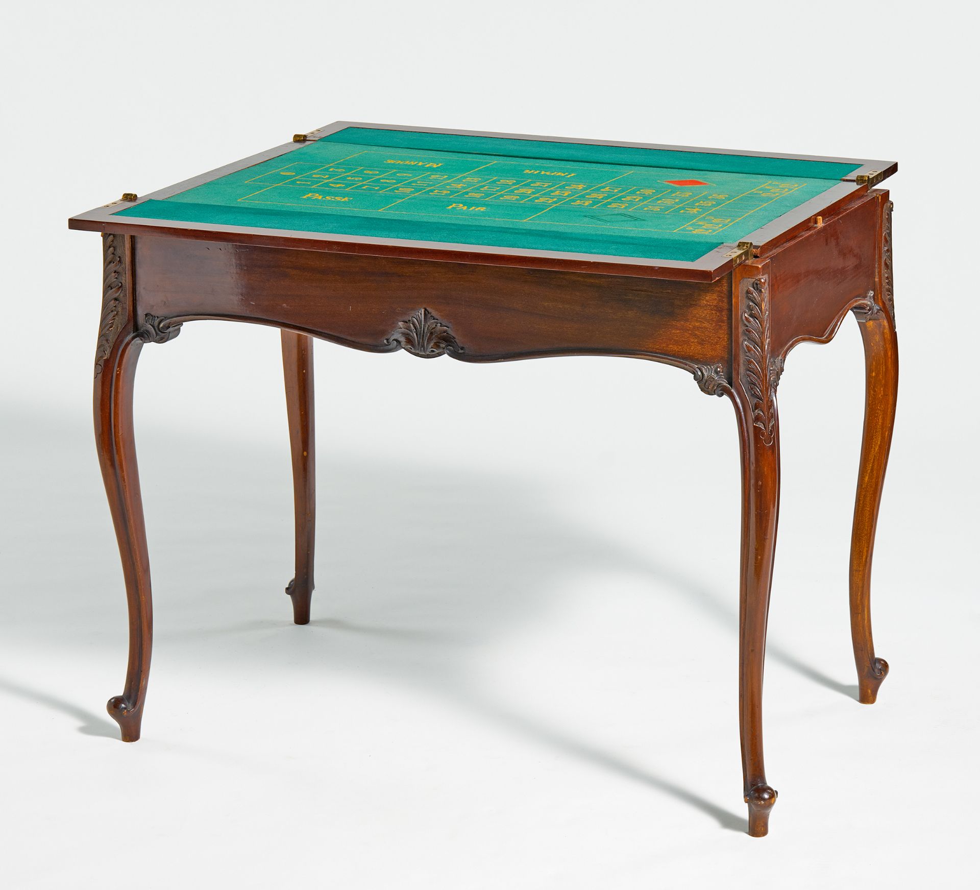 SPIELTISCH. Frankreich. ca. 1880. Mahagoni. 73x88x75cm. Zustand C/D. Sonderregelungen Art & Interior