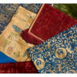 SIX TEXTILES. Japan/Europa. 18th-19th c. Silk and other fabrics. Nishiki and kinran with gild